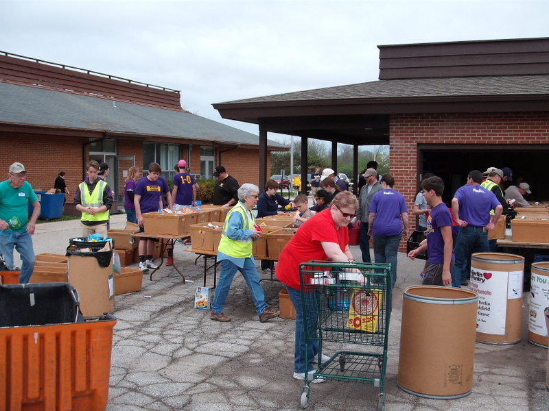 USPS food drive Rotary Club of New Berlin